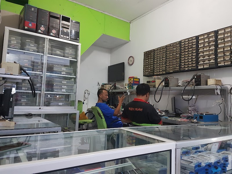 WikWik Cell: Solusi HP Terbaik di Jantung Cilacap